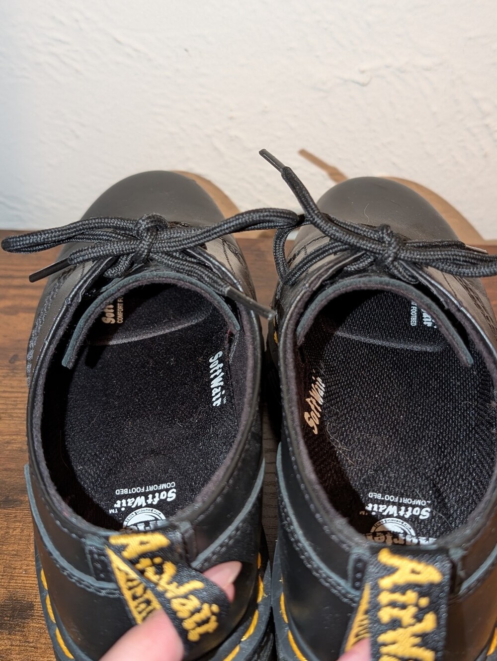 EUC Dr. Martens Audrick Nappa Leather Platform Oxfords - 7 US L / 38 EU / 5 UK - Picture 7 of 9
